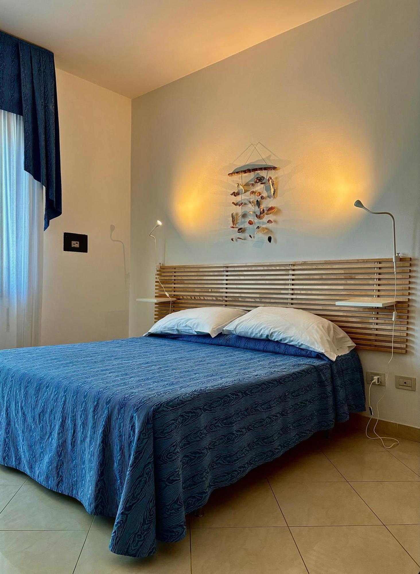 Hotel Fortuna Кьоджа Экстерьер фото